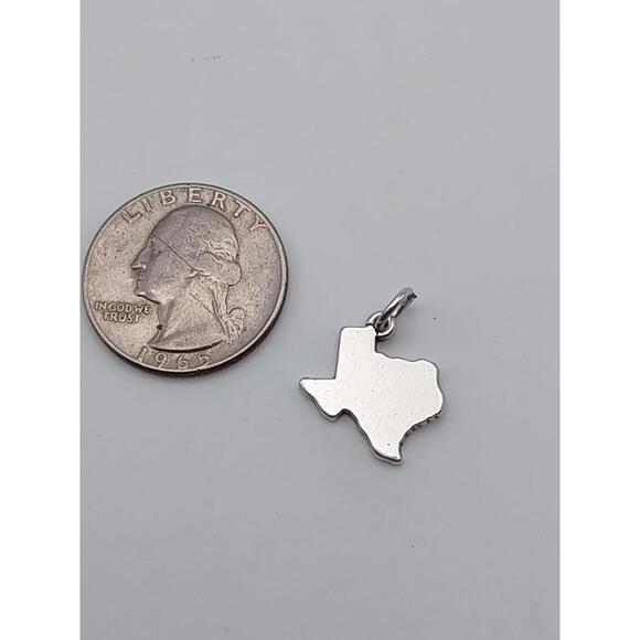 James Avery Retired Texas State Map Charm 925 Silver 2.11g - Picture 5 of 5